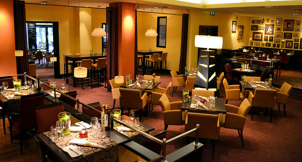 Courtyard By Marriott Duesseldorf Seestern Exterior photo